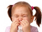 Bí kíp cực hiệu quả để mẹ chữa trị ngạt mũi, khó thở cho bé