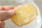 Cách làm bánh mì nướng bơ đường chỉ trong tích tắc