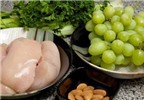 Cách làm salad nho thịt gà chống ngán cho bữa cơm Tết