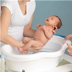 Mối nguy cơ tiềm ẩn của việc tắm lá cho trẻ sơ sinh