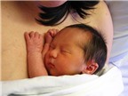 Nuôi con bằng sữa mẹ: 5 điều mẹ cần ghi nhớ trong 3 ngày đầu sau sinh