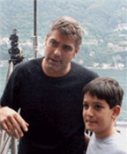 Bí quyết gây thiện cảm của George Clooney