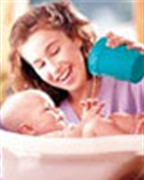 8 bước tắm cho trẻ sơ sinh