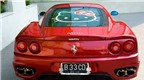 Ferrari 360 phong cách Hello Kitty