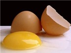 Tẩm bổ bằng trứng gà sống dễ ngộ độc