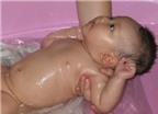 Cách tắm an toàn cho bé