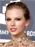Taylor Swift nói không với phong cách “mát mẻ”