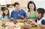 Không nên la mắng con trong bữa cơm gia đình