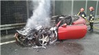 “Bà hỏa” thiêu rụi siêu xe Ferrari FF