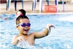 Phòng chống tác hại của bể bơi với đôi mắt của trẻ