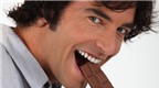 Nam giới ăn sô-cô-la giúp giảm nguy cơ bị đột quỵ