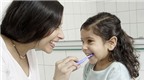 Giúp trẻ chăm sóc răng miệng sạch và chắc khỏe