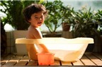 Bạn đã biết tắm nắng cho trẻ đúng cách?