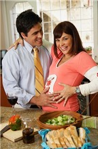 Những việc bố nên làm để bảo vệ thai nhi trong 9 tháng thai kỳ