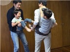 Học cách bố mẹ Nhật phân xử khi các con cãi nhau
