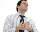 Đau ngực khi hít thở có phải dấu hiệu viêm phổi?
