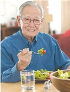 Cách bổ sung vitamin cho người cao tuổi