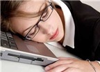 7 cách chống lại cơn buồn ngủ nơi làm việc