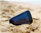 Cách bảo vệ smartphone khi đi biển