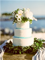 12 cách làm đẹp bánh cưới với hoa màu sắc