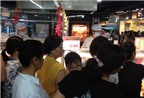 70.000 đồng/con: Chen lấn mua 'đặc sản' gà thải loại