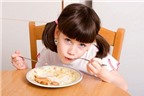 10 điều cần nhớ khi tập cho bé ăn cơm