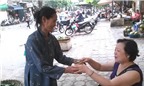 Lòng tốt của người phụ nữ bán nước chè giữa Hà Thành