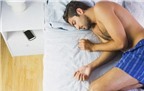 Sạc pin điện thoại trong lúc ngủ là nguyên nhân dẫn đến béo phì