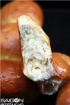 Bí quyết làm bánh mì sữa Hokkaido thơm mềm hấp dẫn