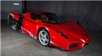 Siêu xe Ferrari Enzo “đồng nát” vẫn đắt giá