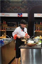 Bảo vệ món ăn, thí sinh 'bật' lại giám khảo Alain Nguyễn