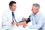 Cần làm gì để xác định nguyên nhân cao huyết áp?