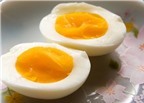PGS Thịnh chỉ cách luộc trứng giữ được chất dinh dưỡng