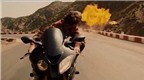 Tom Cruise cưỡi siêu mô tô BMW S1000RR trong 