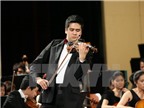 Nghệ sỹ violin Bùi Công Duy biểu diễn cùng tam tấu nổi tiếng thế giới