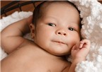 Làm sao khi mắt trẻ sơ sinh bị ghèn?