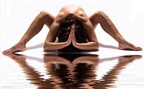 5 lợi ích tuyệt vời của môn yoga khỏa thân