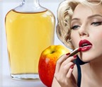 Scarlett Johansson trị mụn bằng dấm táo