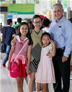Ba chị em Cẩm Ly đưa bố mẹ đi du lịch