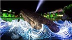 Độc đáo tác phẩm điêu khắc cá voi từ 7.000 chai nhựa