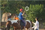 Điều trị cho trẻ khuyết tật, tự kỷ bằng cách học cưỡi ngựa