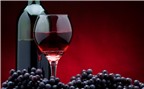 Rượu vang đỏ có thể giúp đẩy lùi bệnh mất trí nhớ Alzheimer?