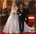 So sánh váy cưới của hai 'bông hồng lai' nổi tiếng Cbiz