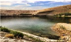 Hồ nước giữa sa mạc Tunisia có khả năng chứa chất độc